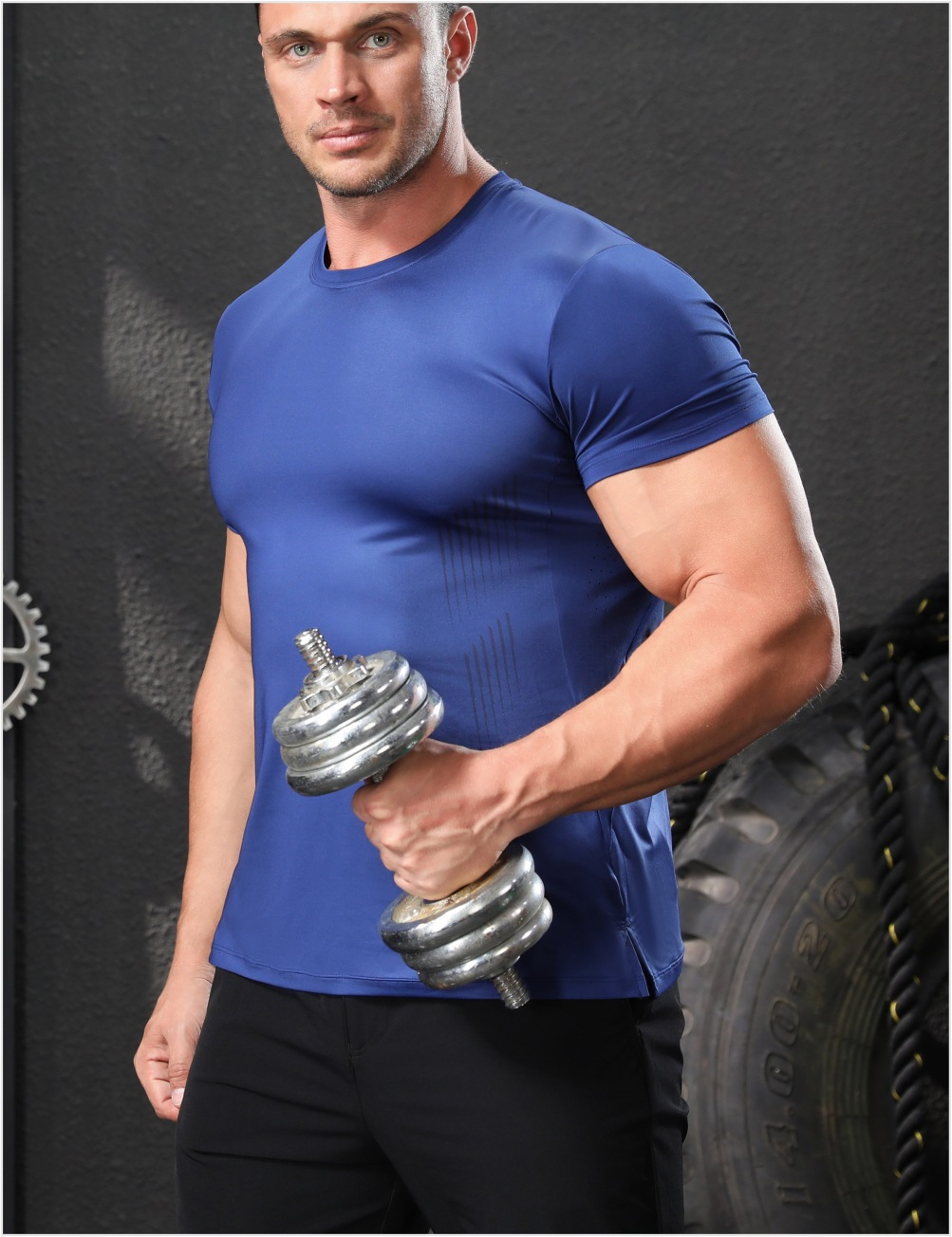 Outdoor Quick-Dry Tee — Breathable Muscle Training Short Sleeve